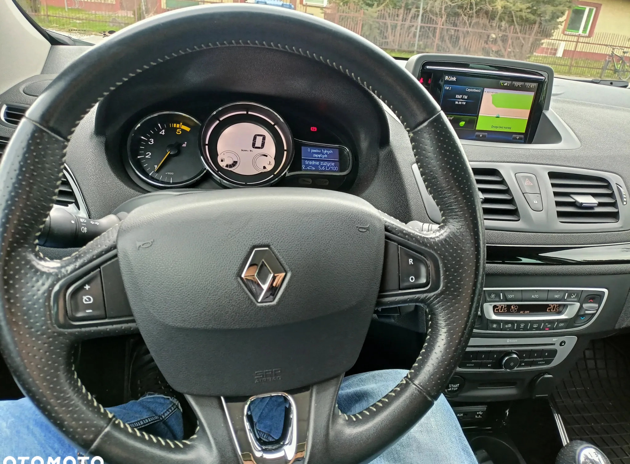 Renault Megane cena 32500 przebieg: 217500, rok produkcji 2014 z Niepołomice małe 529